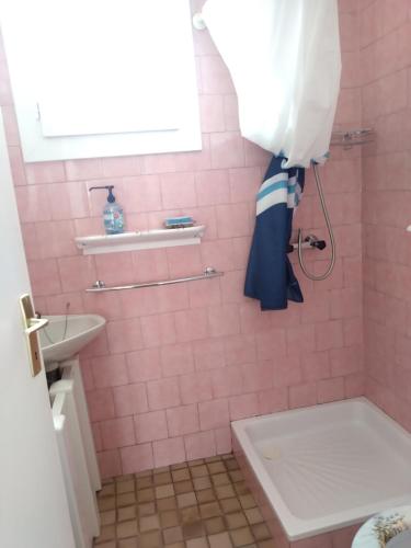 Photo #3 of Maison avec Jardin privé in Saint Hilaire de Riez, France