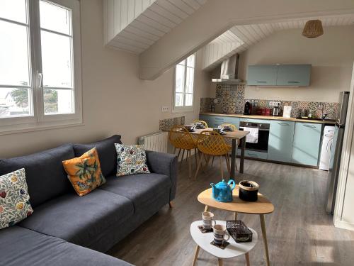 Photo #3 of Appartement pour évasion marine à Hauteville sur mer in Hauteville sur Mer, France