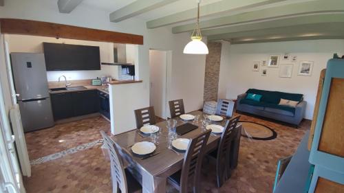 Photo #3 of Maison à 8 min à pied de la Plage avec jardin clos et ombragé in Saint Georges d Oléron, France