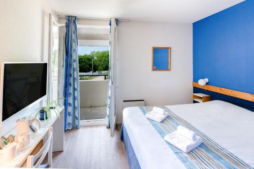 Photo #2 of Hôtel L'Océane in Andernos les Bains, France