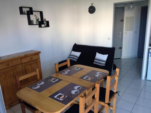 Photo #3 of Résidence Les Goélettes in Saint Cyprien, France