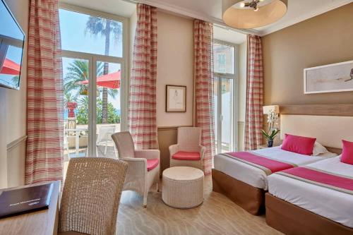Photo #2 of Hôtel Vacances Bleues Royal Westminster in Menton, France