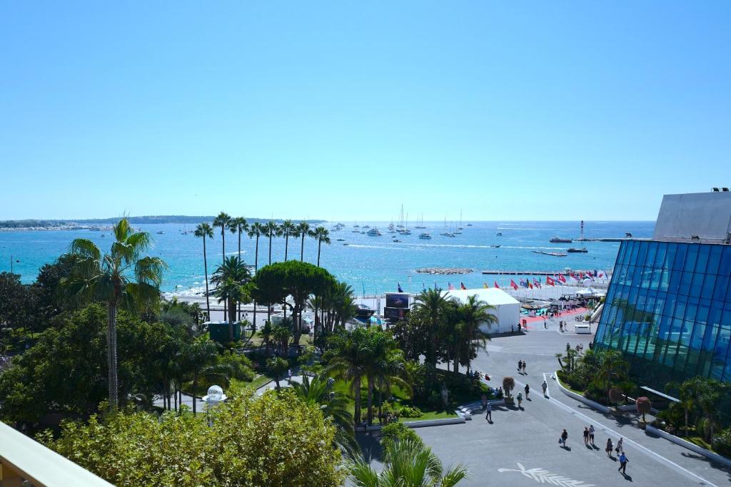 Photo of Cannes - Croisette - Palais des Festivals in Cannes, France