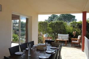 Photo #5 of Villas CALA CORSA 4 Chambres Piscine privée chauffée - Internet Fibre - Entièrement Climatisée à Lecci de Porto-Vecchio Cala Rossa in Lecci, France