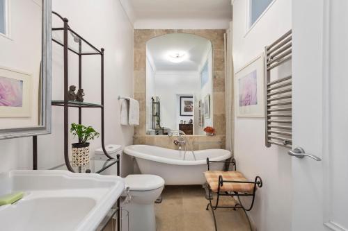 Photo #3 of Unique sea view apartment, center, 100m2 in Nice, France