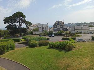 Photo #5 of Escapade Marine in Saint Quay Portrieux, France