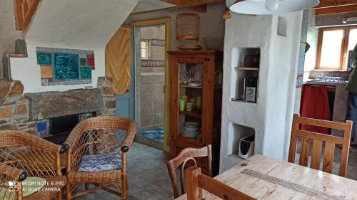 Photo #3 of Charmante petite maison de pêcheur - Proche Ile de Bréhat et GR34 in Île de Bréhat, France