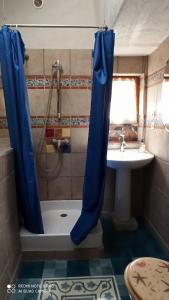 Photo #4 of Charmante petite maison de pêcheur - Proche Ile de Bréhat et GR34 in Île de Bréhat, France