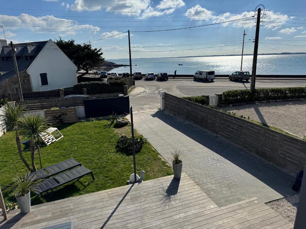 Photo of Parenthèse idéale - Villa d'Exception à Carnac Vue Mer Panoramique in Carnac, France