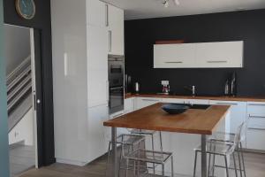 Photo #4 of Superbe maison familiale à 50 m de la plage in Concarneau, France