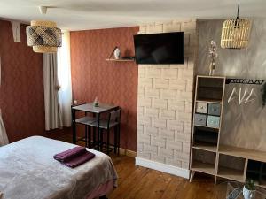 Photo #5 of Chambre D'hôte Villa Maurice in Étretat, France