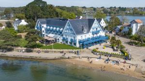Photo #6 of Best Western Plus Le Roof Vannes Bord de Mer in Vannes, France