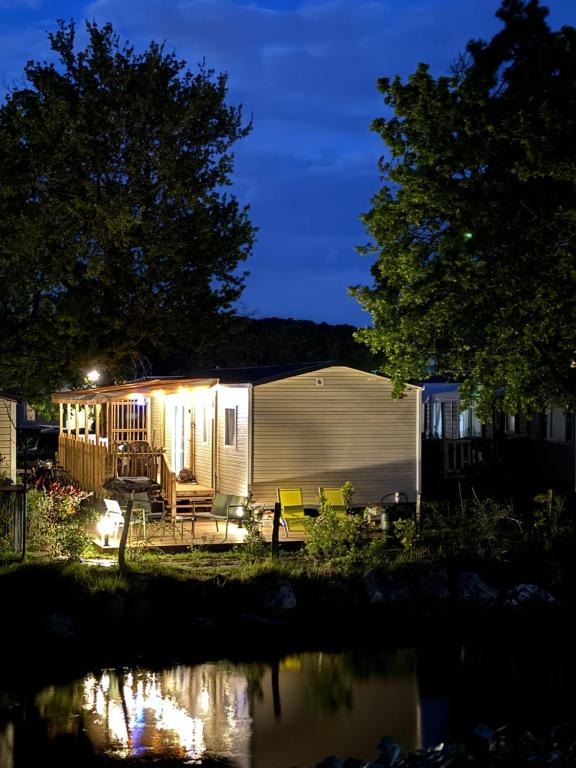 Photo #1 of Mobil home tout confort Camping Les VIVIERS CAP FERRET in Lège Cap Ferret, France