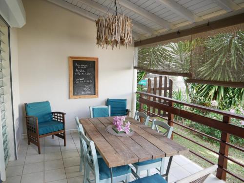 Photo #3 of Charmante villa avec accès direct à la mer in Sainte Rose, Guadeloupe