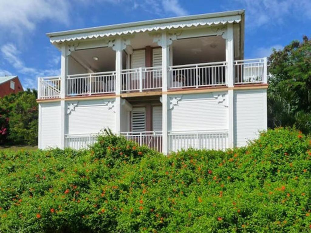 Photo #1 of Jolie studio meublé avec petite vue mer in Saint François, Guadeloupe