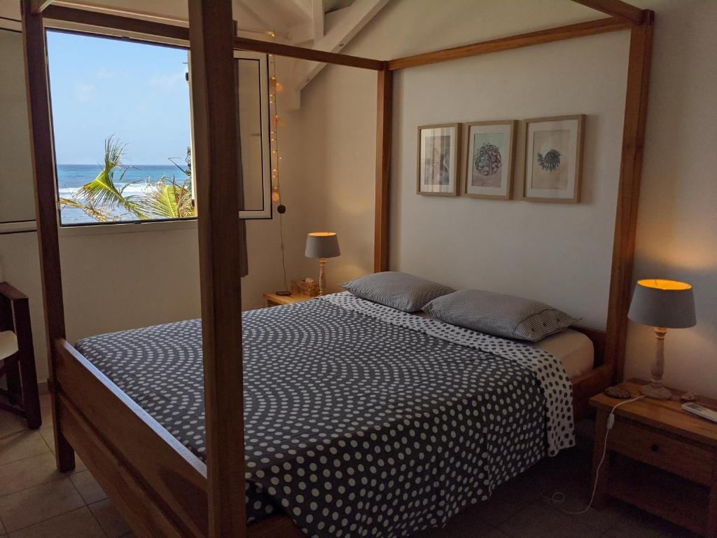 Photo #1 of Appartement sur la plage, avec vue panoramique sur le lagon - YACAYOU in Saint François, Guadeloupe