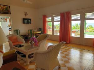 Photo #6 of Villa Guadeloupe Saint François Accès Mer Piscine IGUANA BAY - Villa Zagadi in St François, Guadeloupe