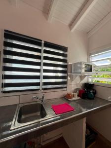 Photo #6 of Issa Blue Appartement Vue sur Mer in Bouillante, Guadeloupe