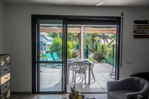Photo #4 of SUPERBE STUDIO A LA BAIE DES PÉLICANS in Le Gosier, Guadeloupe