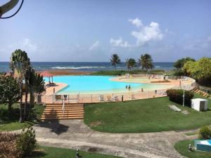 Photo #4 of Grand studio les pieds dans l'eau! in Saint François, Guadeloupe
