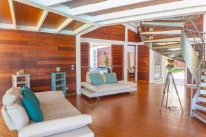 Photo #6 of Villa Fila'ô - Villa d'architecte Piscine & Jacuzzi in Sainte Rose, Guadeloupe