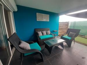 Photo #6 of Appartement spacieux moderne lumineux avec grand jardin dans résidence avec piscine in Le Gosier, Guadeloupe