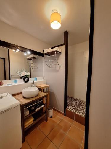 Photo #3 of Appartement Emeraude Caraïbes, Anse des Rochers in Saint François, Guadeloupe