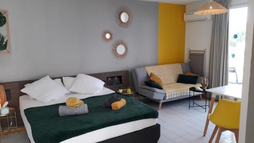 Photo #2 of Appartement au village Manganao plage piscine in Saint François, Guadeloupe