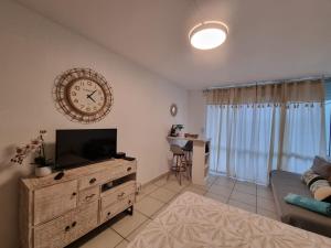 Photo #5 of STUDIO HORIZON LE GOSIER sans coupure d'eau in Le Gosier, Guadeloupe