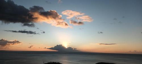 Photo #2 of Anara-Rose ensoleillée in Bouillante, Guadeloupe
