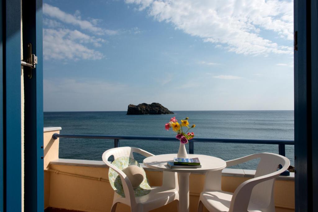 Photo of Hotel Kyma in Skala Eresou, Greece