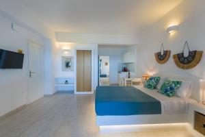 Photo #5 of La Mer Seaside Apartments in Drios, Greece