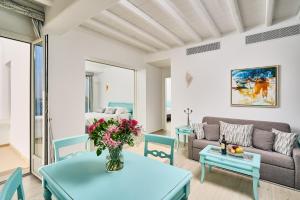 Photo #5 of Arte & Mare Elia Luxury Suites and Villas in Elia, Greece