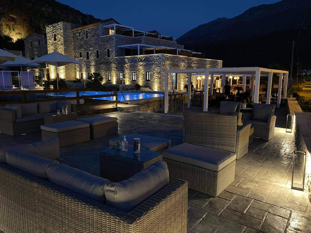 Photo #1 of Itilo Traditional Hotel in Neo Itilo, Greece