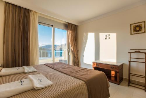 Photo #2 of Almiriki Chios Rooms & Apartments in Lithi, Greece