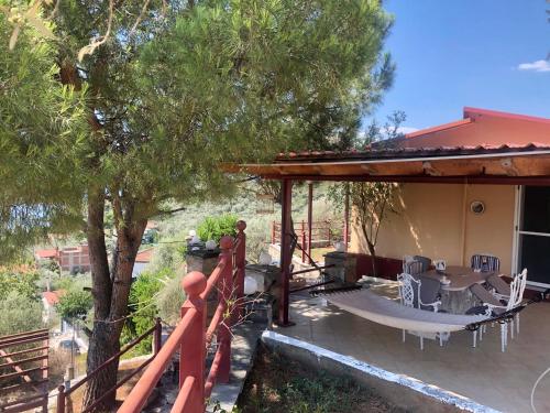 Photo #2 of Alexander's in Kritharia, Greece