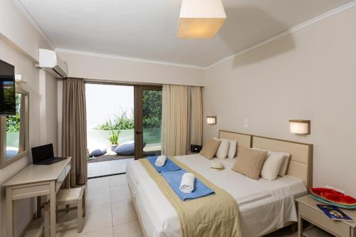 Photo #2 of Trefon Hotel Apartments and Family Suites in Rethimno, Greece