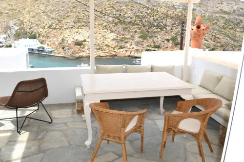 Photo #3 of Sifnos Sea Lovers in Keronissos, Greece