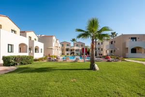 Photo #4 of GT Beach in Maleme, Greece