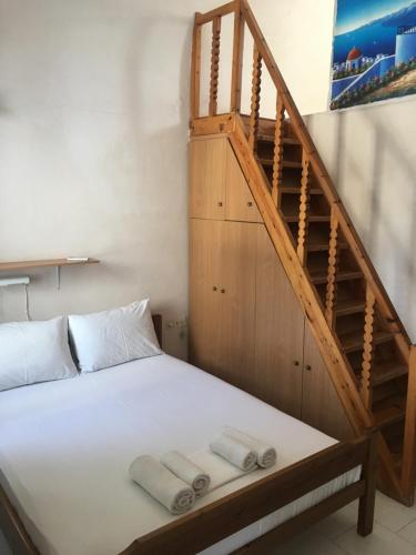 Photo #2 of Santorini Grace Villa No1 in Παναγία Καλού, Greece