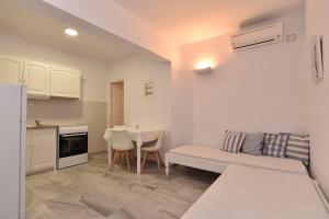 Photo #5 of Villa Irini in Naousa, Greece