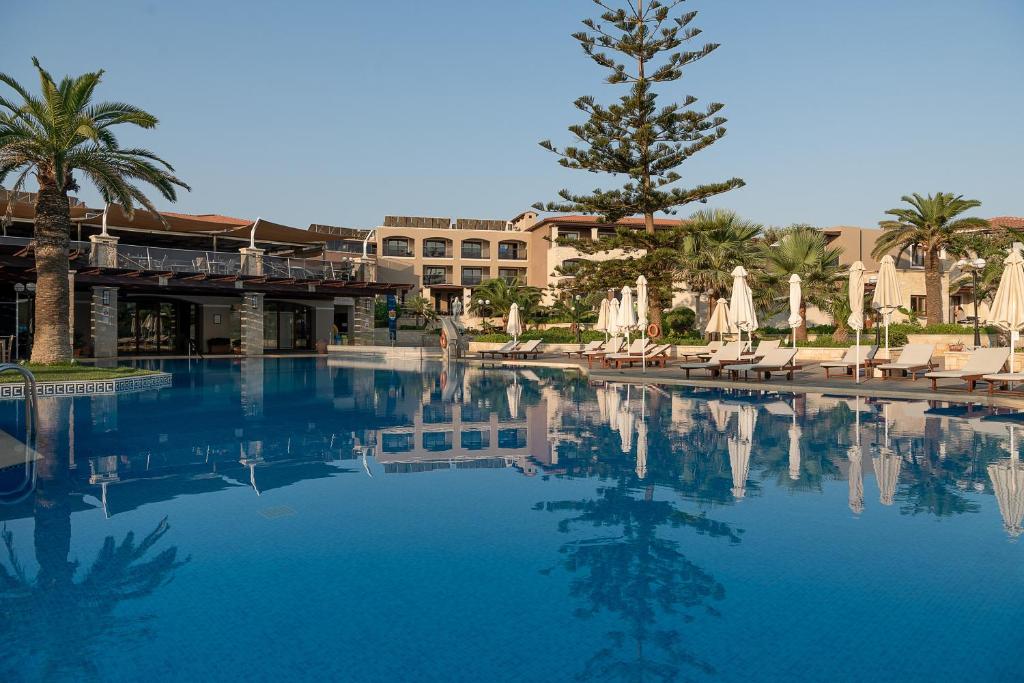 Photo #1 of Caldera Creta Paradise in Gerani, Greece