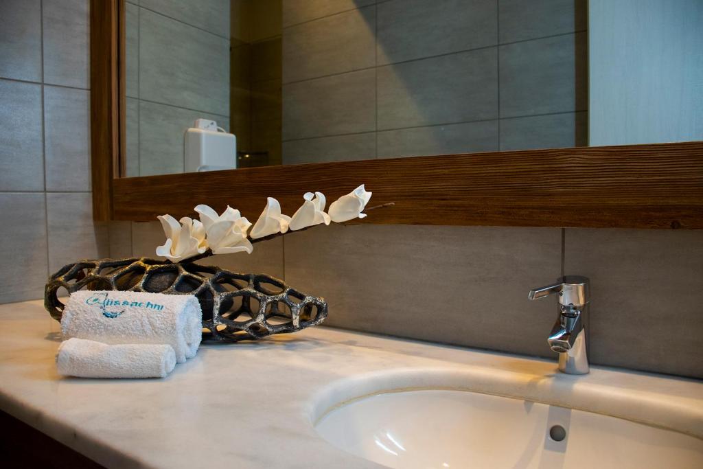 Photo #1 of Alissachni Luxury Apartments in Derveni, Greece