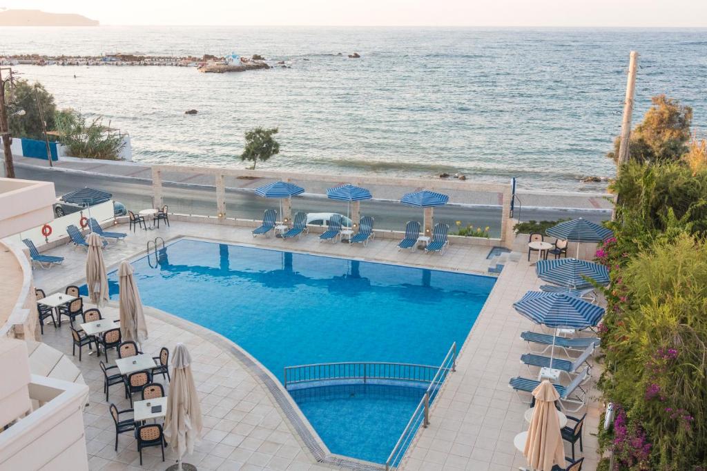 Photo of Porto Alegre Hotel in Galatas, Greece