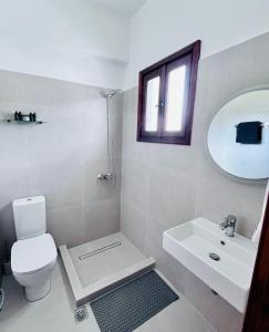 Photo #4 of Beach House I&II in Katastari, Greece
