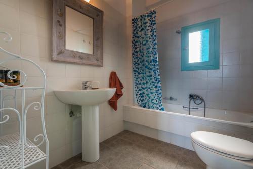 Photo #3 of Villa Zefyros in Pachena, Greece