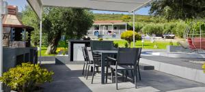 Photo #6 of Garlis Apartments in Psakoudia, Greece
