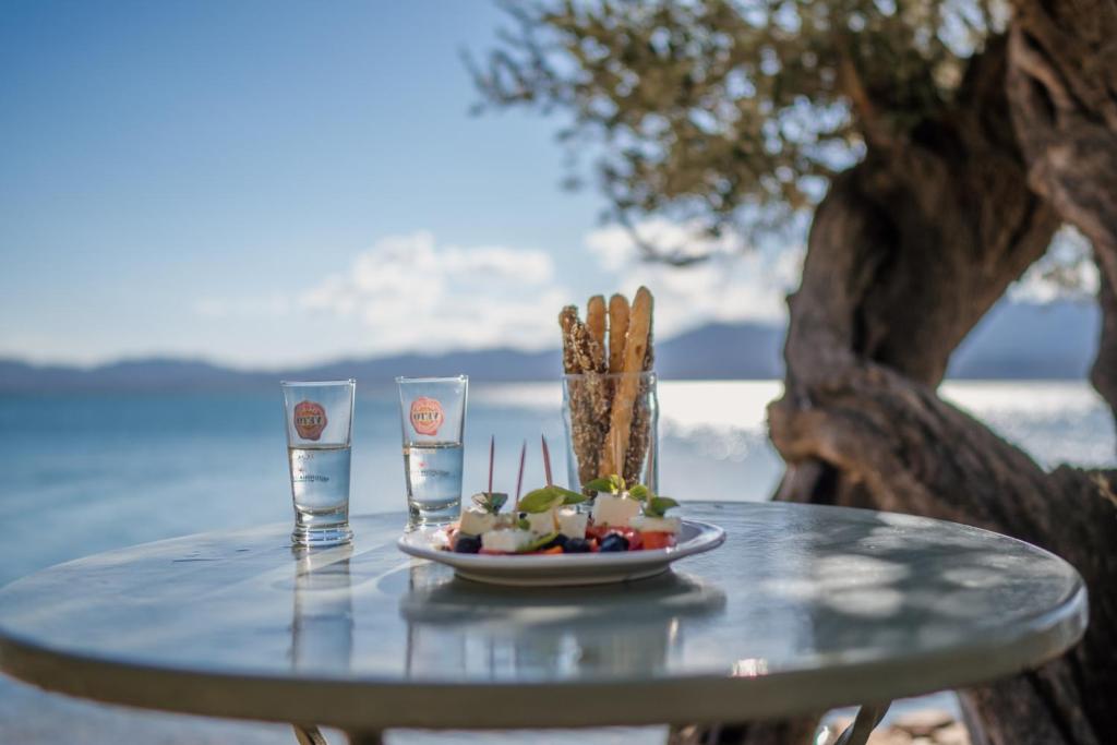 Photo #1 of A Luxury Seafront Villa with amazing ambience and view in Vagia, Greece