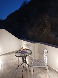 Photo #6 of Aetherian Suites in Loutra, Greece