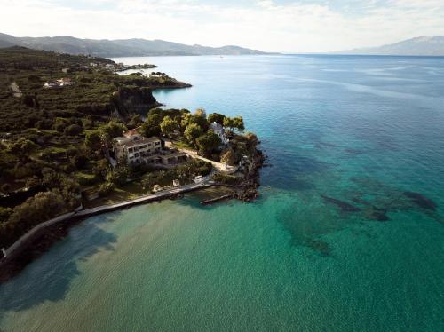 Photo #2 of Calypso Villas in Ammoudi, Greece